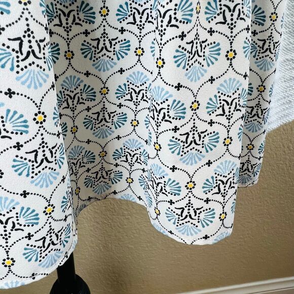 Loft Women's Size Medium Mosaic Boucle Mixed Media Sweatshirt Blue boho - Picture 6 of 13